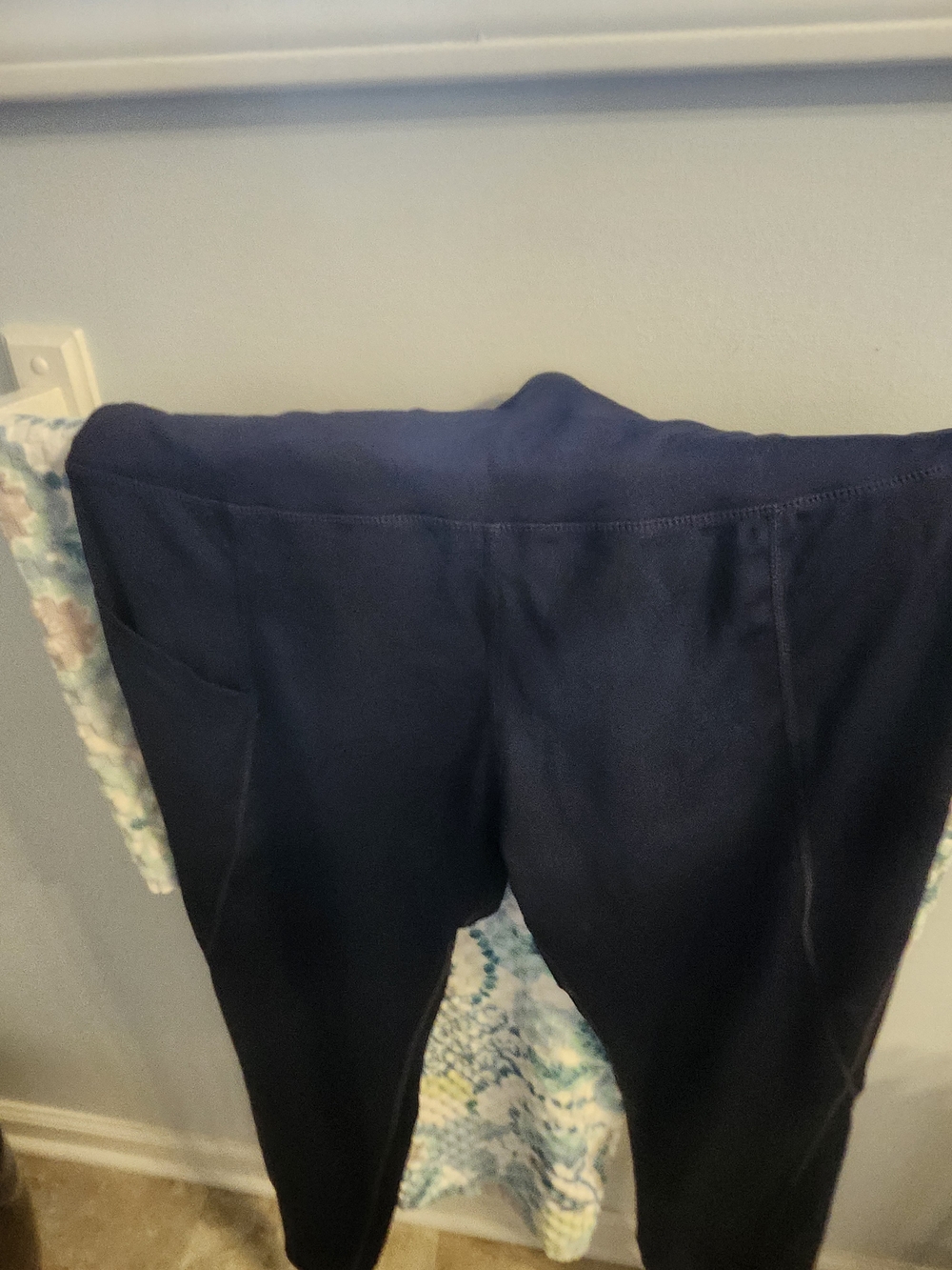 Navy Active Leggings with Side Pocket